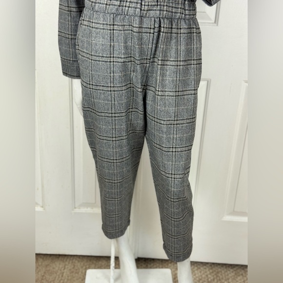 LUCCA Gray Plaid Women's Jumpsuit Long Sleeve Size Medium. D26 - Picture 13 of 17
